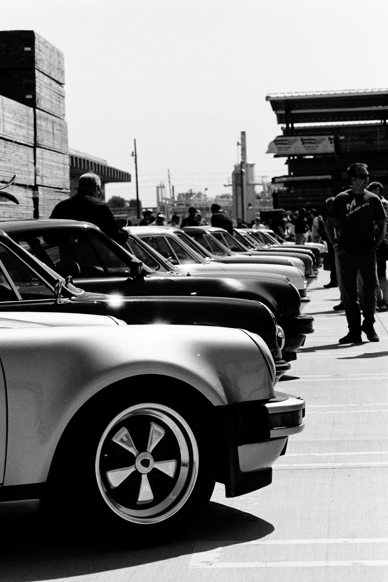 Illustration for article titled Here Are Some Glorious Black And White Photos From Luftgekühlt, The Air-Cooled Porsche Heaven